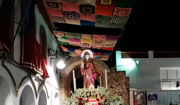 la-imagen-de-santa-eufemia-recorrio-las-calles-del-municipio-25-aniversario-llegada-reliquia
