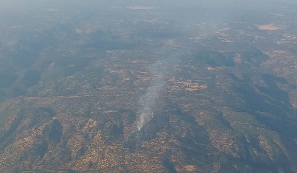 controlado-el-incendio-forestal-paraje-de-cardena-llego-a-movilizar-nueve-medios-aereos