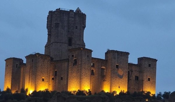 ayuntamiento-belalcazar-declarara-en-ruina-una-edificacion-que-contamina-la-vista-del-castillo