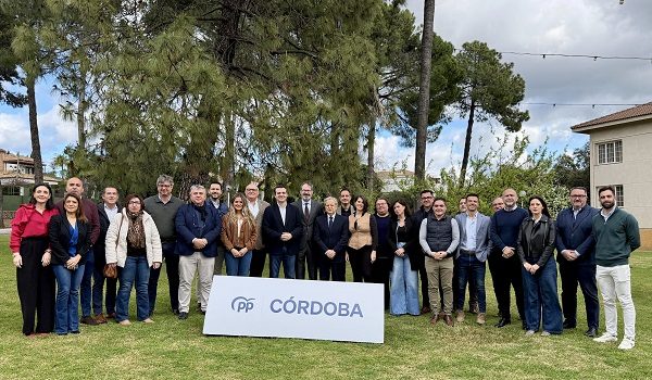 molina-con-los-alcaldes-del-pp-de-cordoba-esta-provincia-camina-con-paso-seguro-avanza-y-crece-de-la-mano-de-juanma-moreno