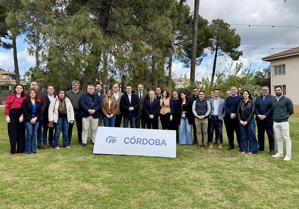molina-con-los-alcaldes-del-pp-de-cordoba-esta-provincia-camina-con-paso-seguro-avanza-y-crece-de-la-mano-de-juanma-moreno