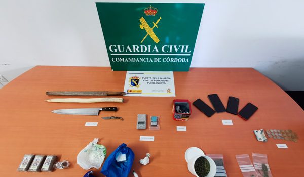 detenidas-cinco-personas-en-penarroya-pueblonuevo-y-desmantelado-punto-venta-drogas
