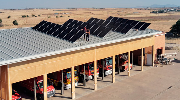 diputacion-destina-mas-200-000-euros-instalacion-paneles-solares-parques-bomberos