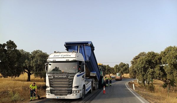 la-junta-mejora-la-seguridad-vial-en-la-a-435-a-su-paso-por-el-termino-de-pedroche