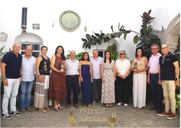 entregados-los-premios-turdulia-2026-que-distinguen-a-aliara-y-josefa-medina-como-referentes-culturales-en-los-pedroches