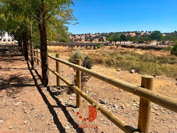 finalizan-las-obras-de-reparacion-y-estabilizacion-del-talud-del-arroyo-santa-maria-en-pedroche