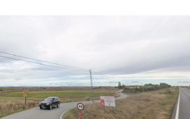 los-bomberos-de-pozoblanco-extinguen-el-incendio-de-un-vehiculo-en-el-camino-mohedano
